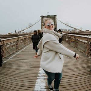 Meet your Posher, Quinn